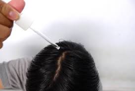 Anvisa proíbe xampu, tônico de crescimento capilar, parafina bronzeadora e mais cosméticos sem registro