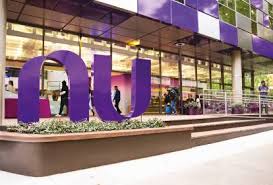Nubank entra como patrocinador da Mercedes na Fórmula 1