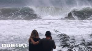 Deadly Waves Hit Australia's East Coast During Easter Weekend