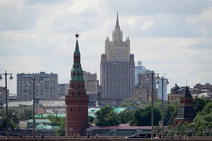 Russian general's daughter was among the injured in Moscow restaurant bombing; Russian embassy in Italy blamed Kiev; Alexander Chayko appeared to have been the target