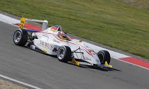 ADAC Formel Masters 2012: Vier Fragen an Felix Wieland - Speed-