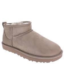 UGG® Classic Ultra Mini (Women's) | Masseys