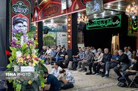 بزرگداشت رهبر شهید انقلاب در حسینیه کربلایی‌های مقیم ایران