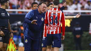 Gabriel Milito enciende las alarmas en Chivas por el futuro de la Hormiga González