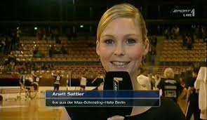 Anett Sattler bei 'Handball Live - Die Toyota HBL' auf Sport1 am 04.03.2012