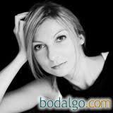 Voice over talent with bodalgo: <b>Julia Kronenberg</b> - portraitlarge