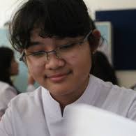 I study at Smp Labschool Jakarta... my name is Arinza Arum Sayekti. my nick ... - 6837184-big8