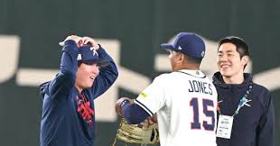 저마이 존스 아이콘