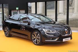 R&eacute;sultat de recherche d'images pour "Autos cars renault"