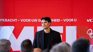 Vooruit-voorzitter Rousseau pleit op vooravond 1 mei voluit voor miljonairstaks: "Ik zal vechten"