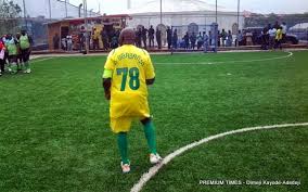 Image result for Mercedes-Benz SLR McLaren 999 Red Gold Dream Ueli Anliker