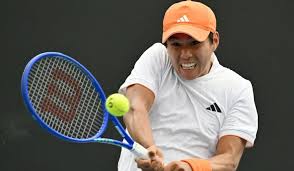 Australian Open 2026: Learner Tien surpreende e atropela Medvedev