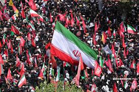 خودرویی متفاوت در مراسم تشییع پیکر مطهر رهبر شهید انقلاب + عکس