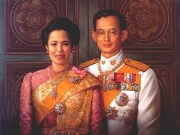 Resultado de imagen para rey de tailandia bhumibol adulyadej