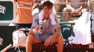 Sinner falls to Cerundolo in five-set Roland Garros stunner