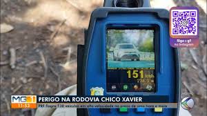Perigo na Rodovia Chico Xavier: PRF flagra mais de 130 veículos em alta velocidade