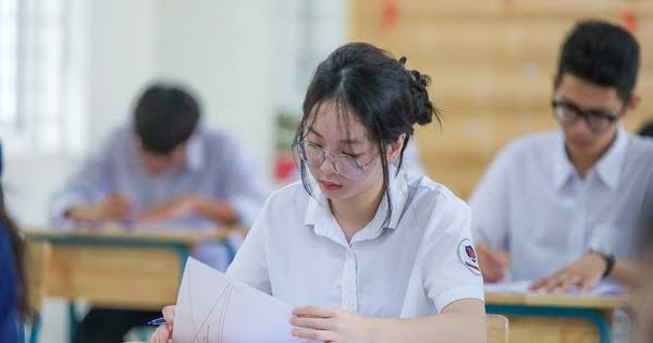 ĐIỂM CHUẨN TUYỂN SINH LỚP 10 CỦA HÀ NỘI NĂM HỌC 2025-2026