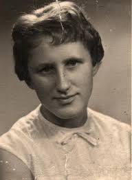 Magdalena Feldmann [Bild] "Marlene" 1 wurde am 19. Juni 1939 in Adolphsdorf ...