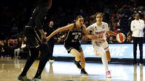 Pauline Astier enters Paige Bueckers, Candace Parker territory with monster game
