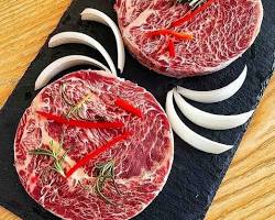 Hình ảnh về Steak bò Hokubee tròn