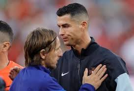 Prata e bronze: Por que Modrić conseguiu e Cristiano Ronaldo não?