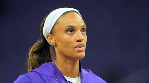 DeWanna Bonner's Emotional Farewell: The Untold Story Behind Her Record-Breaking Night and Heartbreaking Loss
