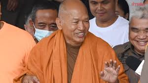 ทิดจอร์จเครียด! สอบยักย้ายทรัพย์สินวัดพระบาทน้ำพุ - Imagen principal del artículo