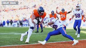 T Frank Crum secures 7-yard touchdown reception and the lead | Broncos vs. Bills