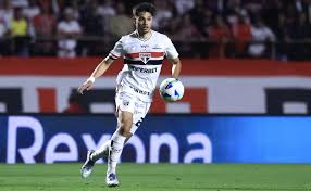 São Paulo vs LDU: ¡Duelo clave en Quito! ¿Podrá el Tricolor romper el tabú? - Imagen principal del artículo