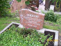 Grab von Gerhard Gerdes (02.08.1921-11.02.1995), Friedhof Berdum