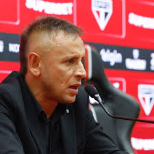 Rafinha, dirigente do São Paulo, vai comentar a Copa do Mundo na Globo