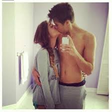 Résultat de recherche d'images pour "3 best friends tumblr"