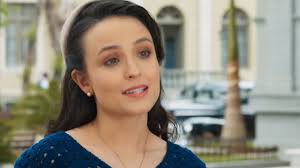 Larissa Manoela se despede de Estela após fim das gravações de Êta Mundo Melhor