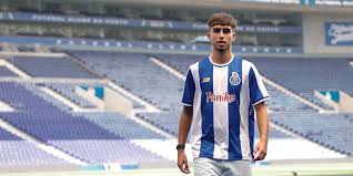¡Talento Dragón! FC Porto 'Amarra' Joven Promesa ¡Con Ídolo Sorprendente! - Imagen principal del artículo