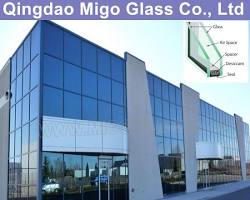 الأبواب والنوافذ في بناء المبنى