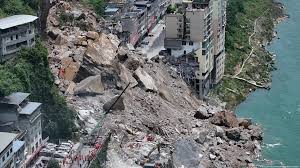 Deslizamiento De Tierra En China