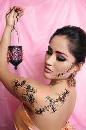 Karina Vasquez - Mehndi (body paint) - tm_391357