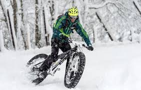 Resultado de imagen de gifs de ciclistas en la nieve