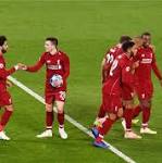 فيديو.. محمد صلاح يسجل ويقود