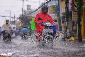 Warnung vor Gewittern und starken Winden in Ho-Chi-Minh-Stadt und Südvietnam heute Abend.