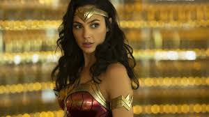 Gal Gadot explica por que desistiu do papel de Mulher-Maravilha: 'Vi como os outros foram tratados'