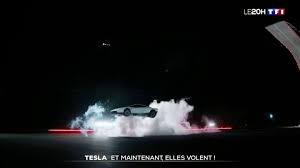 Tesla : et maintenant, elles volent ! — TF1+