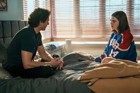'Off Campus' team discusses the making of THAT 'iconic' Hannah-Garrett scene