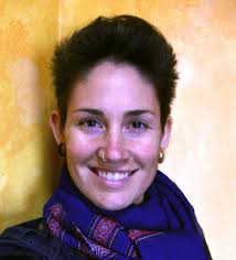 Native de San Francisco en Californie, Stephanie Deutscher est une enseignante de yoga certifiée (Certified Yoga Therapist 500h) et uen pratiquante ... - stephanie2