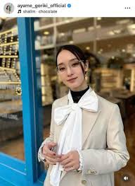 剛力彩芽、シースルーのロングドレス姿で...国宝級の美貌にドキっ　「めっちゃ可愛くなってる」「ほんっと綺麗」 | チバテレ＋プラス