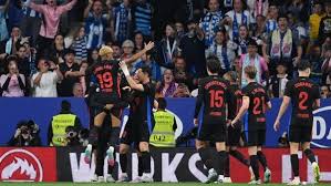 برشلونة يكتسح سيول بسباعية رائعة! استعدادات الموسم الجديد تثير حماس الجماهير! ⚽️