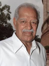 Dara Singh was 83 when he died on 12 July, 2012 in Mumbai, Maharashtra, India. He was born on 19 November 1928 - Dara-Singh-old-age