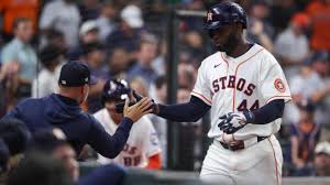 Yordan Alvarez's MLB-leading 34th HR puts Astros ahead of the Marlins