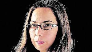 Raquel Robles no es una desconocida: es militante, escritora y funcionaria pública. - Escritora-Robles-Premio-Clarin-Novela_CLAIMA20121001_0096_25