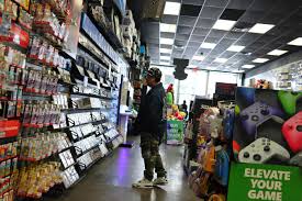 GameStop preparing offer to acquire eBay stock